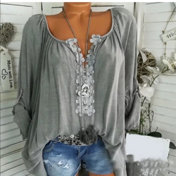 Tops - NWT Boho long sleeves v-neck tassels size 18